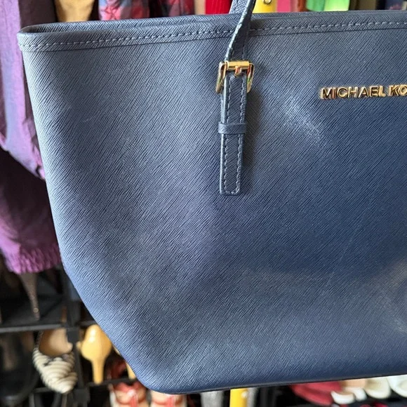 Michael Kors Jet Set Travel Tote Navy - Picture 3 of 16